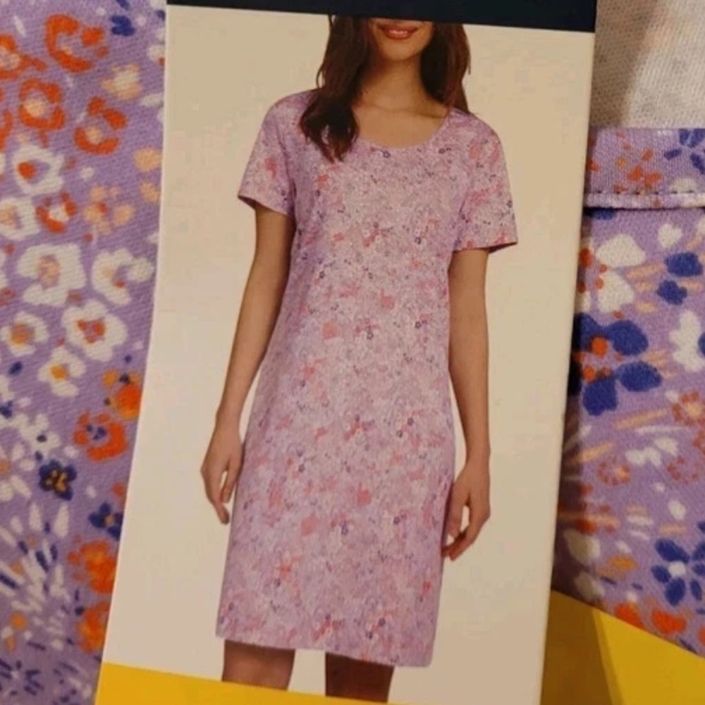Lands' End Cotton Floral Lavender Sleep Shirt / House Dress - Small